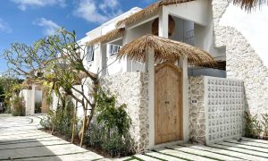 Villa Entrance-min
